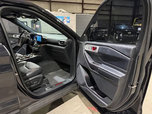 Used 2020 Ford Explorer ST AWD/4WD image 25