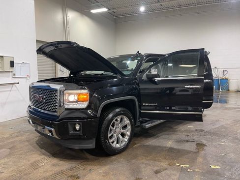 Used 2015 GMC Sierra 1500 Denali w/ Driver Alert Package image 30