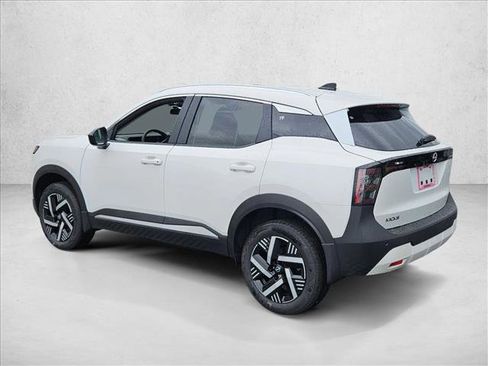New 2026 Nissan Kicks SV image 8