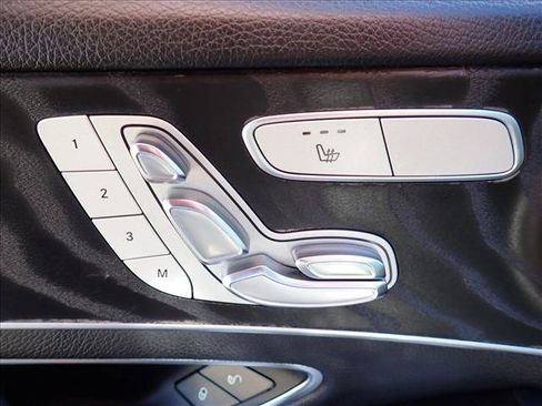 Used 2017 Mercedes-Benz C 300 4MATIC Sedan image 12