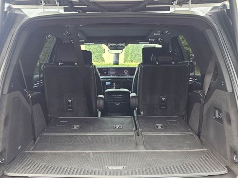 Used 2025 Cadillac Escalade V AWD/4WD image 7