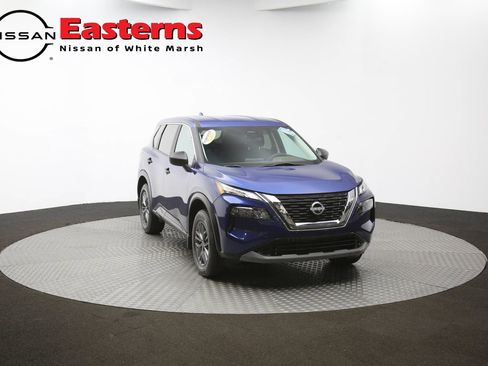 Used 2023 Nissan Rogue S image 75