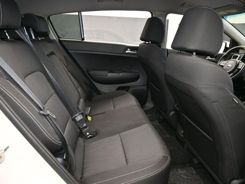 Used 2020 Kia Sportage LX image 34