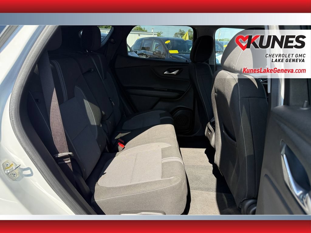 Used 2025 Chevrolet Blazer LT AWD/4WD image 38