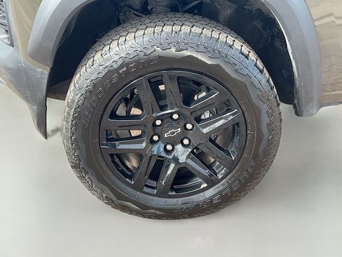 Used 2025 Chevrolet Colorado Trail Boss image 29