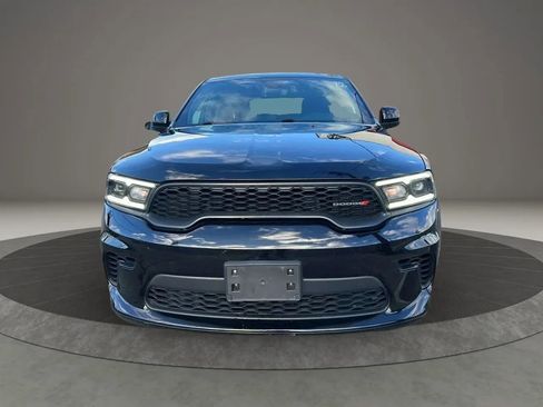 Used 2023 Dodge Durango GT image 2