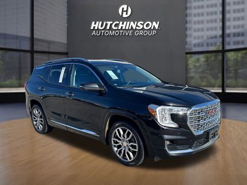 Used 2022 GMC Terrain Denali w/ Denali Premium Package image 1