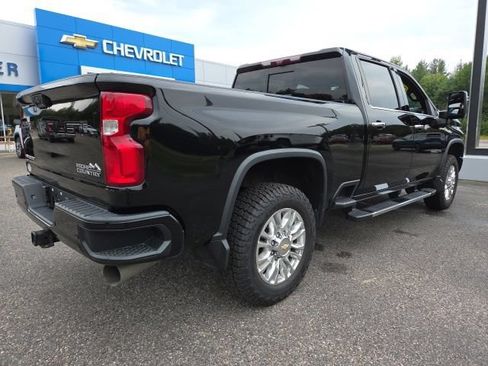 Used 2021 Chevrolet Silverado 2500 High Country w/ Z71 Off-Road Package AWD/4WD image 14