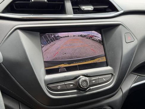 Used 2023 Chevrolet TrailBlazer LT image 22