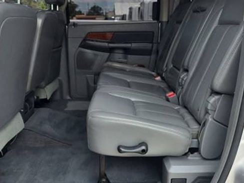 Used 2006 Dodge Ram 3500 Truck Laramie w/ Protection Group AWD/4WD image 11
