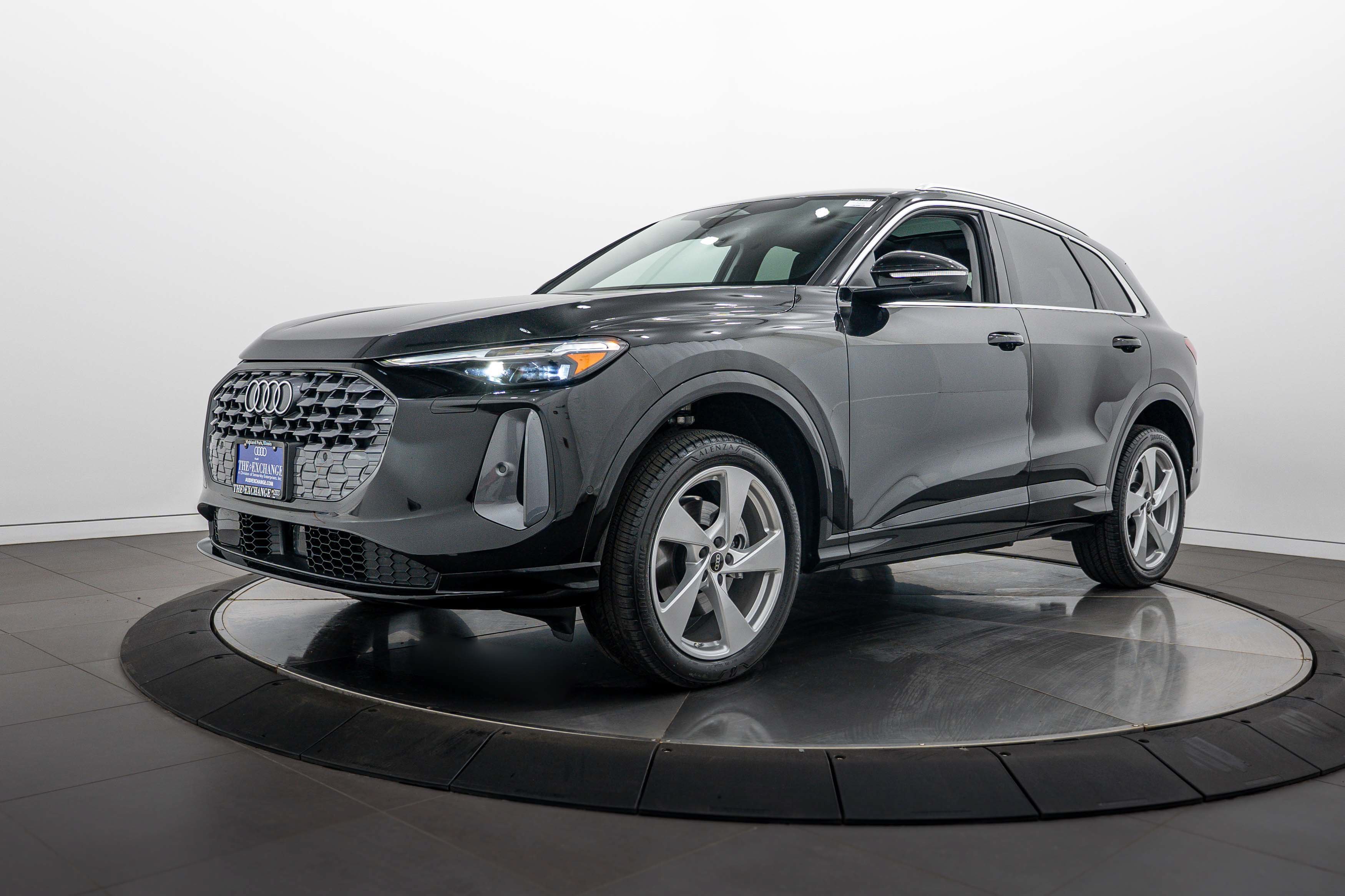Used 2025 Audi Q5 Premium AWD/4WD image 6
