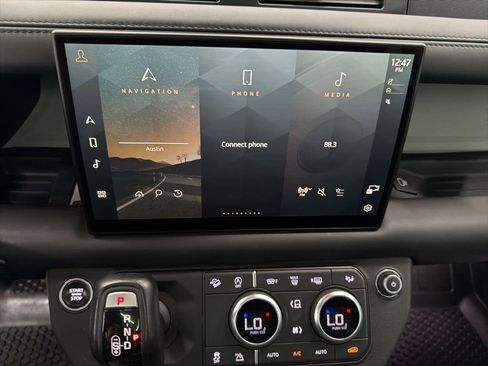 Used 2022 Land Rover Defender 110 XS Edition image 32