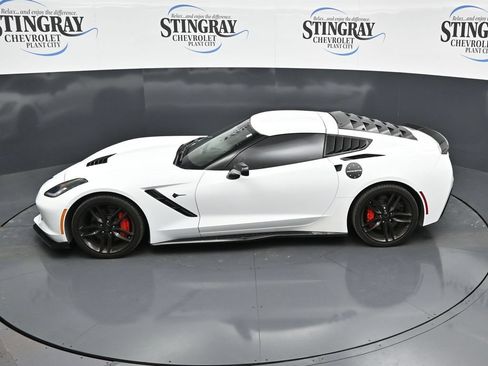 Used 2019 Chevrolet Corvette Stingray Coupe w/ Carbon Flash Badge Package RWD image 21
