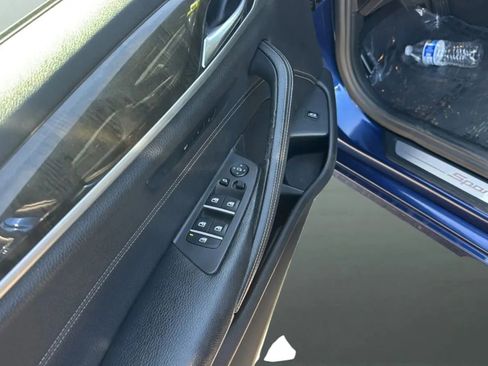 Used 2017 BMW 530i RWD image 12
