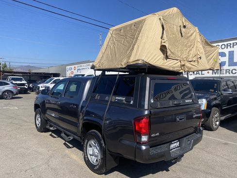 Used 2021 Toyota Tacoma SR AWD/4WD image 18