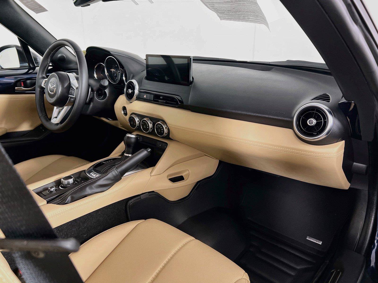 Used 2025 MAZDA MX-5 Miata RF Grand Touring w/ Appearance Package RWD image 23