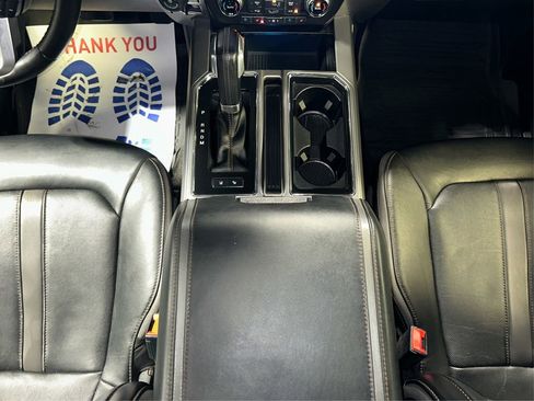 Used 2019 Ford F150 Platinum w/ Equipment Group 701A Luxury image 23