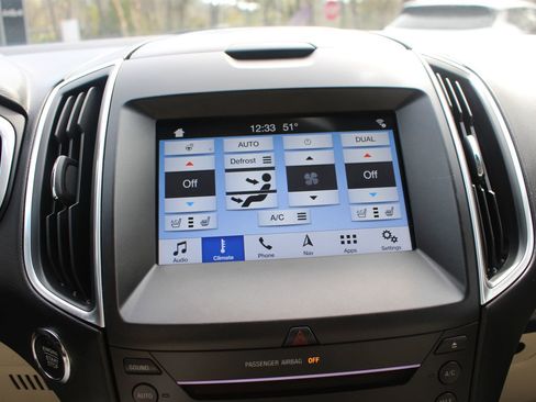 Used 2016 Ford Edge Titanium w/ Equipment Group 301A image 32