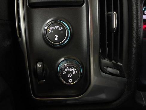 Used 2017 Chevrolet Silverado 1500 LT w/ All Star Edition AWD/4WD image 46