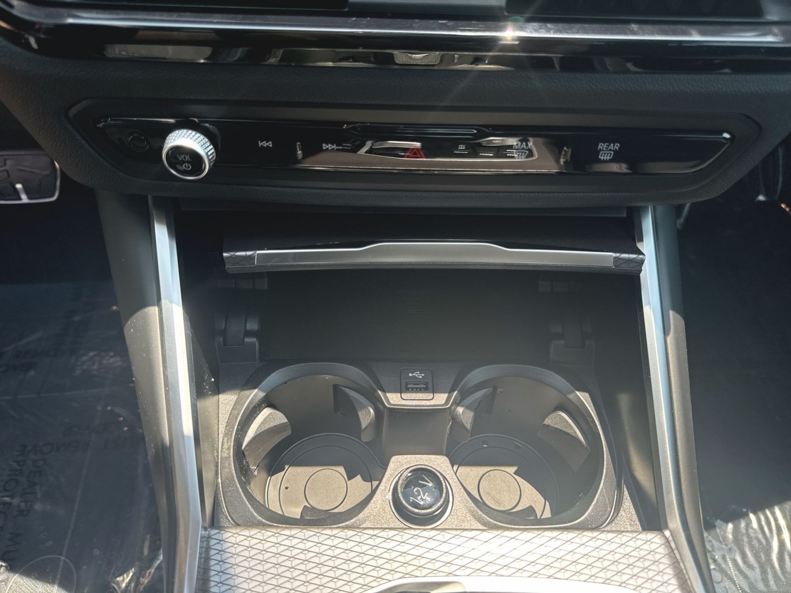 New 2026 BMW 330i Sedan w/ M Sport Package RWD image 41