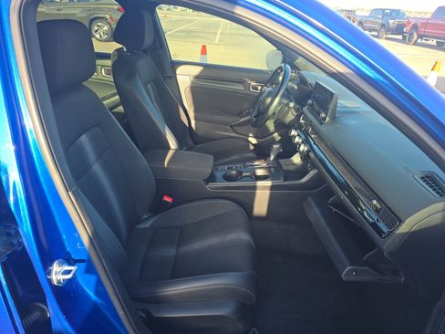 Used 2023 Honda Civic Sport image 14