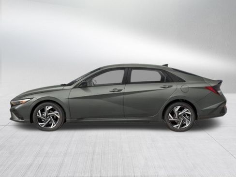 New 2026 Hyundai Elantra Sport image 2