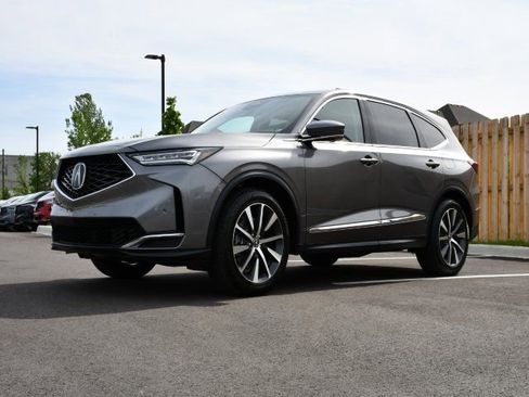 Certified 2026 Acura MDX FWD w/ Technology Package image 3