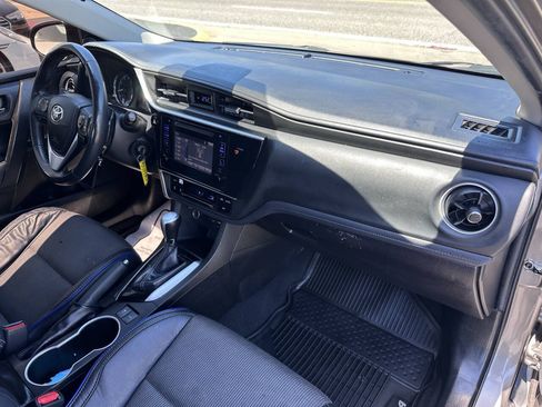 Used 2019 Toyota Corolla SE FWD image 10
