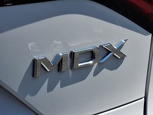 Used 2023 Acura MDX SH-AWD w/ Technology Package image 30