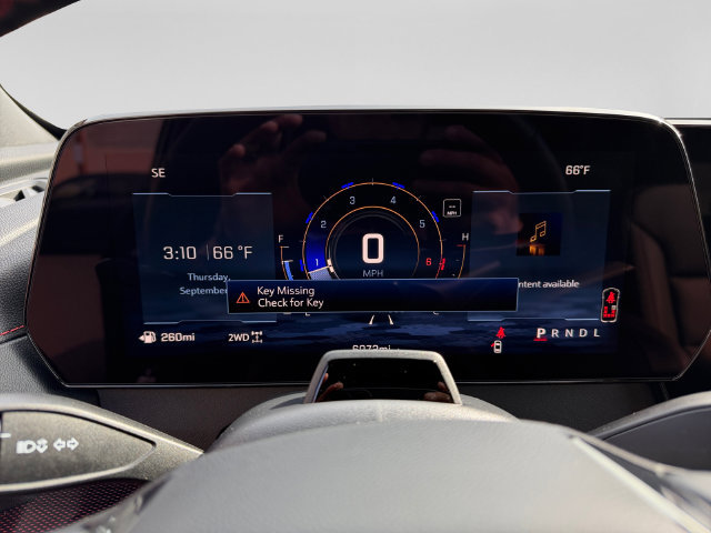 Certified 2026 Chevrolet Traverse RS AWD/4WD image 14