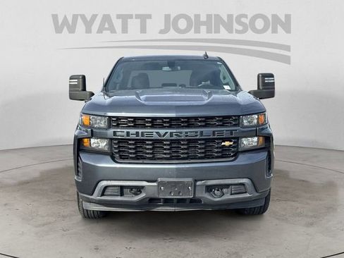 Used 2020 Chevrolet Silverado 1500 Custom w/ Custom Value Package RWD image 8