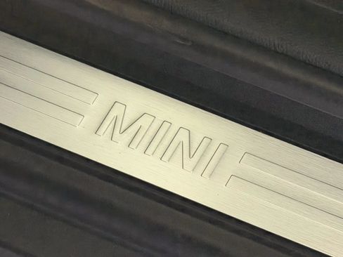 Used 2015 MINI Cooper 2-Door Hardtop FWD image 17