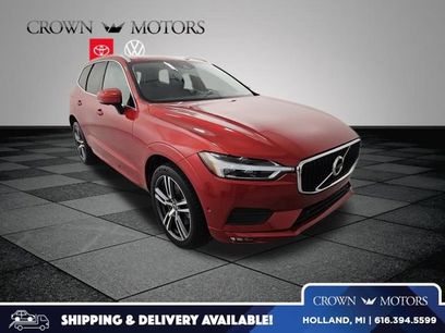 Used 2018 Volvo XC60 T6 Momentum w/ Convenience Package