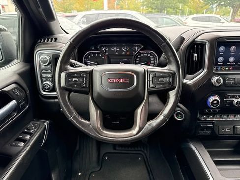 Used 2021 GMC Sierra 1500 AT4 w/ Driver Alert Package II AWD/4WD image 8