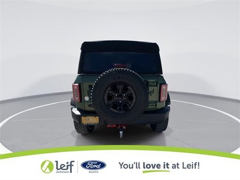 Used 2023 Ford Bronco Wildtrak image 2