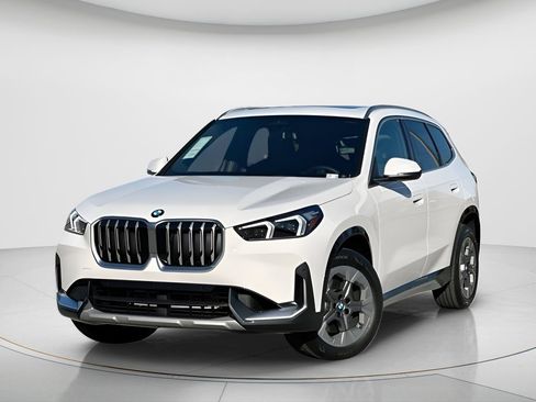 Used 2026 BMW X1 xDrive28i w/ Convenience Package AWD/4WD image 2