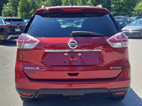 Used 2016 Nissan Rogue SV w/ SV Premium Package AWD/4WD image 26