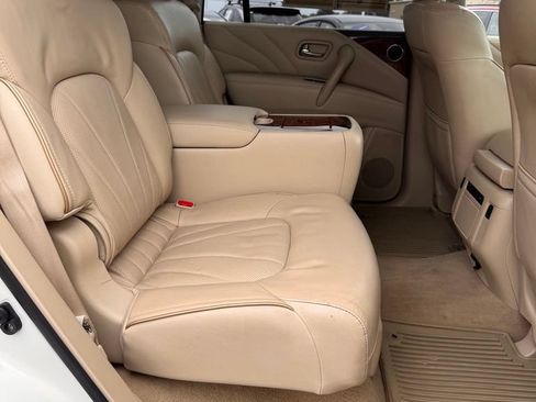 Used 2016 INFINITI QX80 4WD w/ Deluxe Technology Package image 13