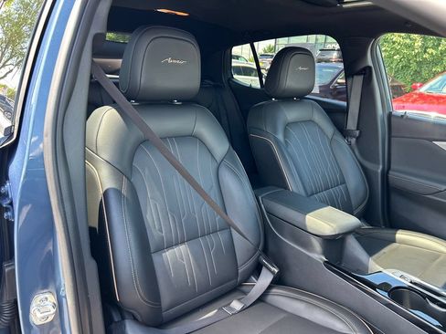 Certified 2025 Buick Envista Avenir FWD image 37