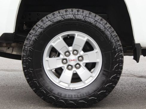 Used 2019 GMC Canyon Base w/ Convenience Package image 24