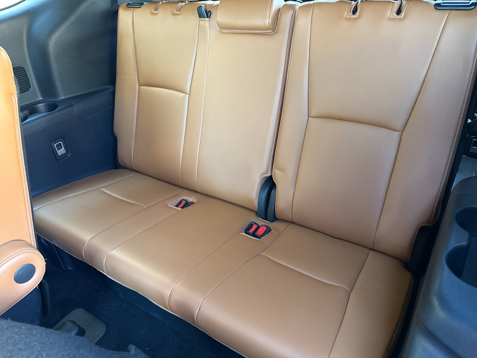 Used 2021 Toyota Highlander Platinum FWD image 14