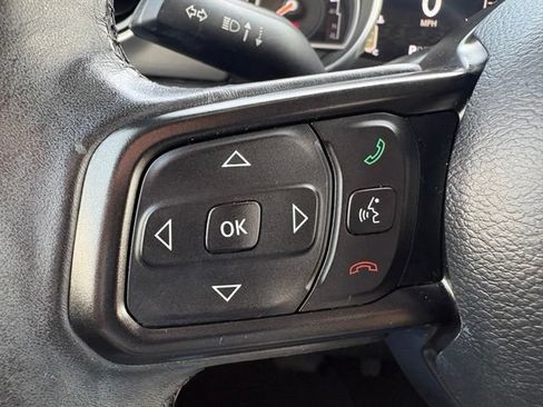 Used 2018 Jeep Wrangler Unlimited Sport S AWD/4WD image 23