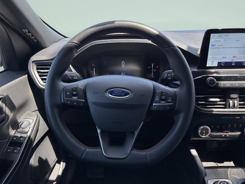 Used 2025 Ford Escape ST-Line AWD/4WD image 24