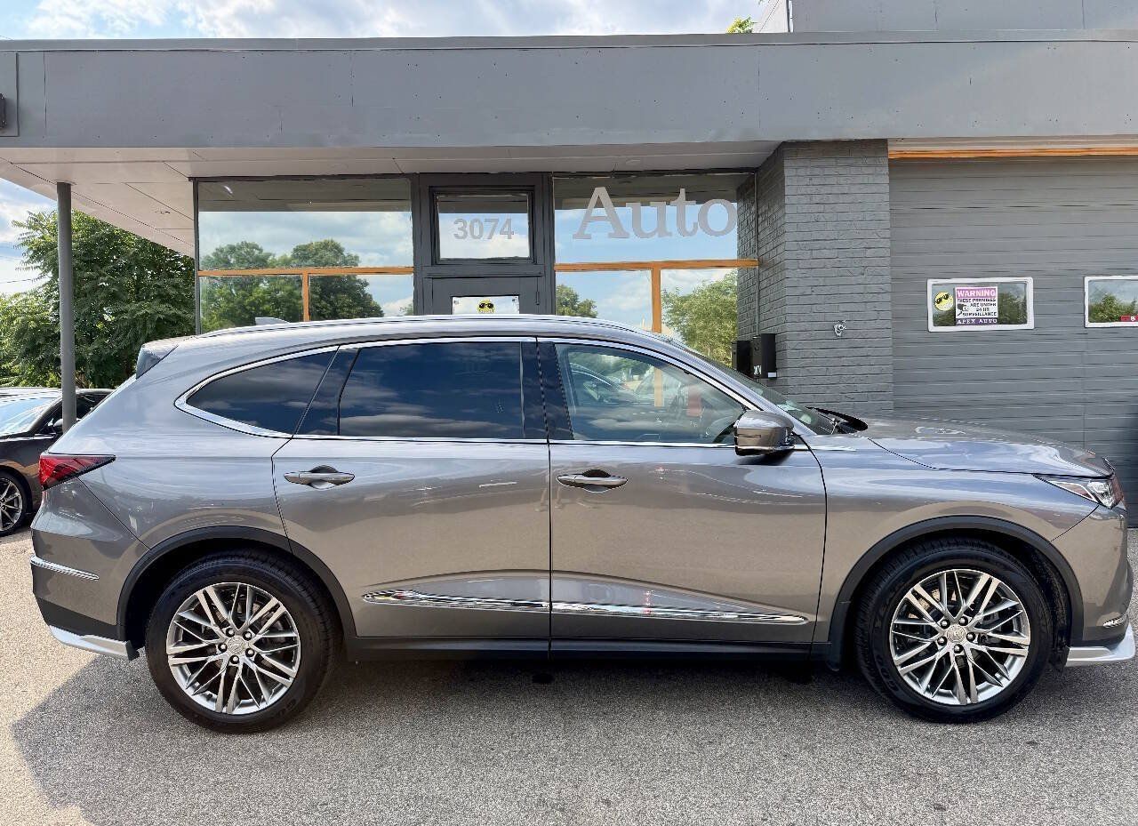 Used 2024 Acura MDX w/ Advance Package AWD/4WD image 2