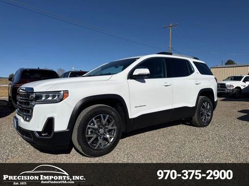 Used 2023 GMC Acadia SLT image 1