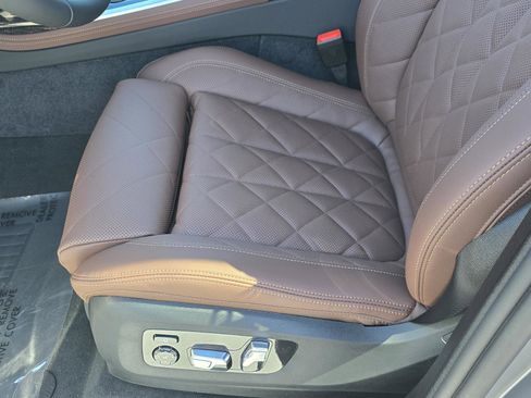 New 2026 BMW X7 xDrive40i w/ M Sport Package image 19