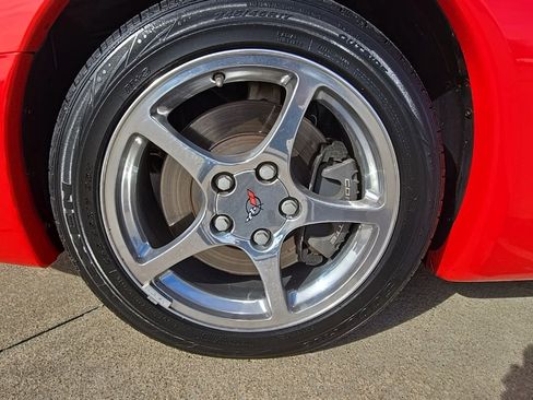 Used 2000 Chevrolet Corvette Convertible w/ Memory Pkg image 11