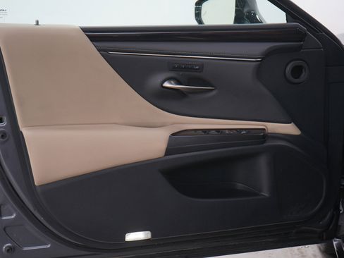 Used 2019 Lexus ES 350 FWD image 19