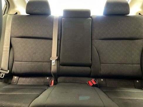 Used 2018 Subaru Legacy 2.5i Premium image 9