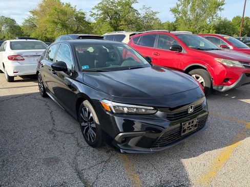 Used 2023 Honda Civic EX image 4